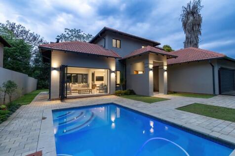 Pool/Garden