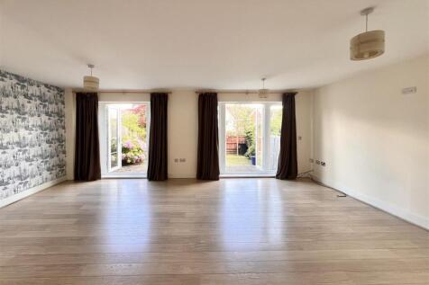 Living Room.jpg
