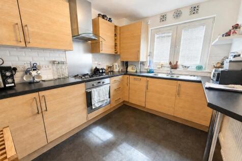 2 Summerpark Road, Dumfries, DG1 3FT - Braidwoods 