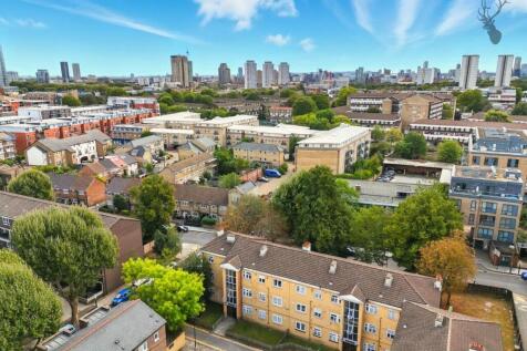 London, E3 - property photo