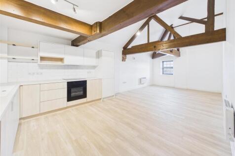 Kitchen/Living Area