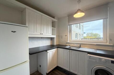 Coolgardie Green, East Kilbride, South Lanarkshire, G75 photo 3