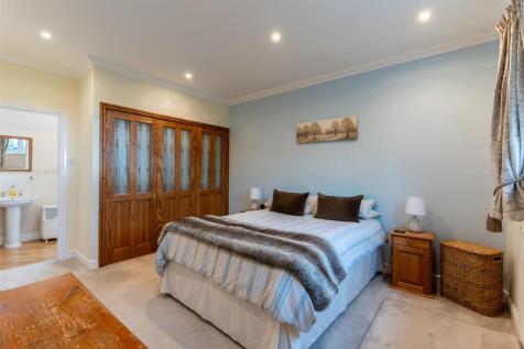 2 Beech House Yard-020.JPG