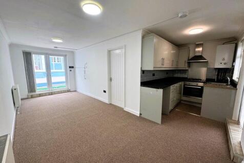 Open plan reception 