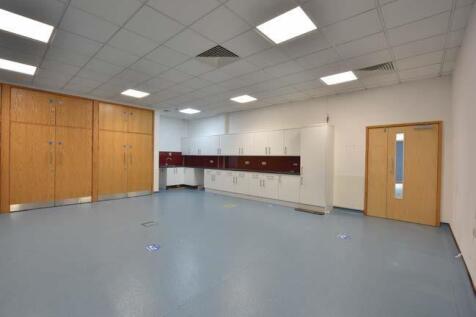 Office to rent Image 3
