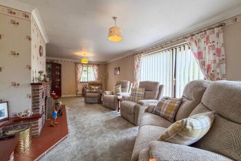 Lounge 1