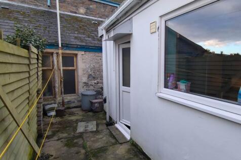 Rear patio (2)