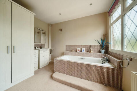 1336074-8-6894e4e...