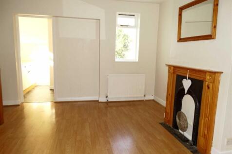 Junction Road, Burgess Hill photo 4