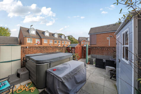 1373808-7-68ff566...