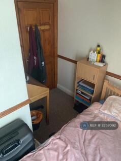 Small Single Bedroom 