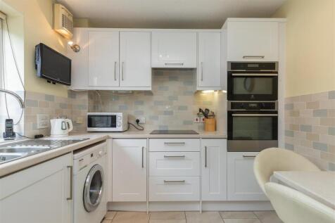 Kitchen - Breakfast Room 2.jpg