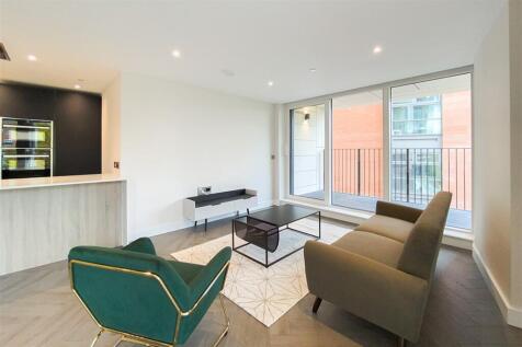 Castle Wharf, M15 photo 4