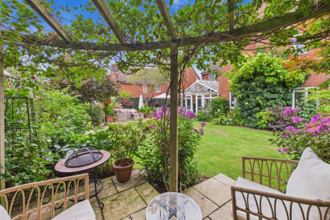 pergola view