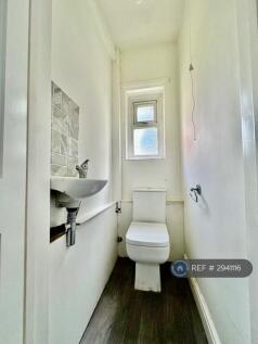 Moorside Avenue, Bolton, BL4 photo 5