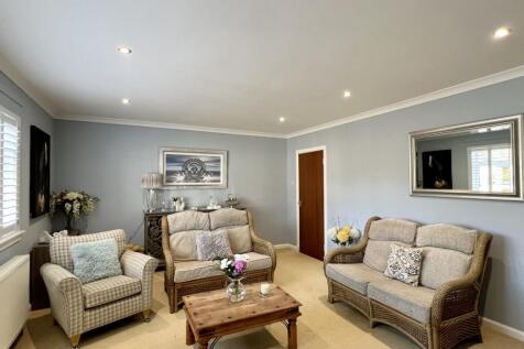 5 Burnside Gardens, Kirkcudbright - Williamson and
