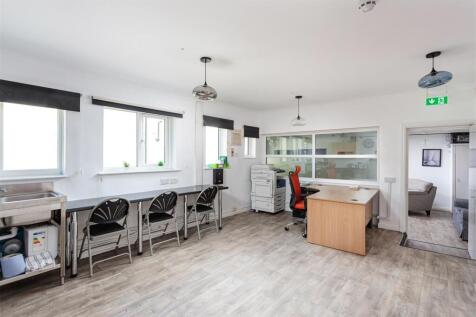 Office for sale Image 10