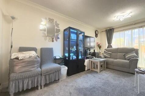 Greenfinch Road, Castle Bromwich B36 photo 4