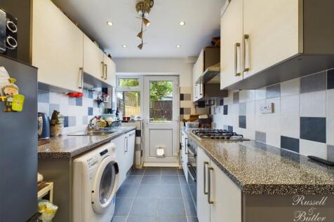 Ottersbrook, Buckingham, MK18 photo 3