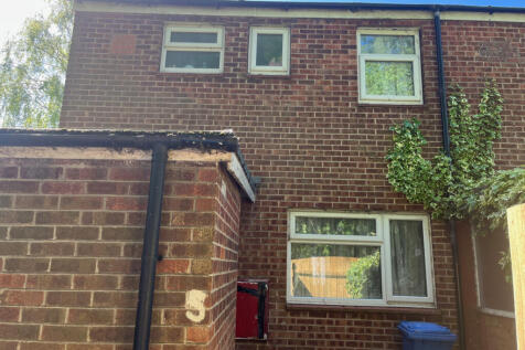 3 Bedroom end terrace for sale