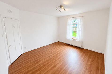 bedroom 2w
