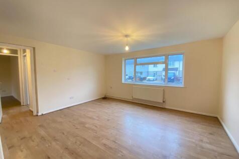41, Dickens Avenue, Corsham photo 4