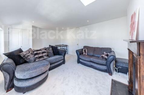 1-bed flat on Mildmay Grove South   , Canonbury  N1, £2,197/mo