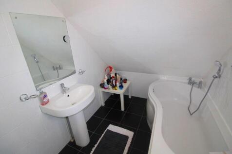 12 Bathroom.JPG