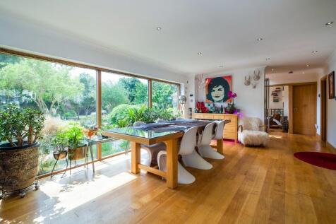 1440px_1 The Ceda...