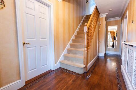 22 Beaminster Rd 1.jpg