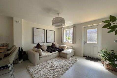 Felthouse Drive, Warwick, CV33 photo 4