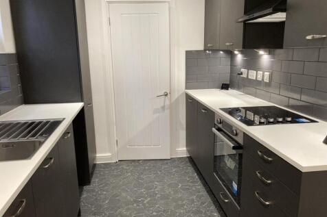 Kitchen 1.jpg