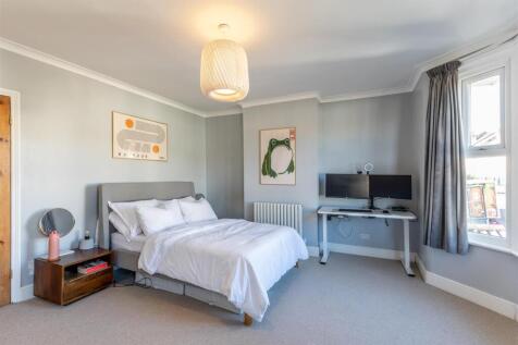 Doone Road, Horfield Bed 1b.jpg