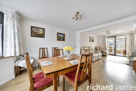 ad7fcb93095348e49293f53cf8e3960a