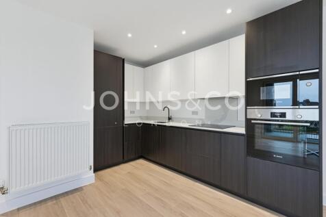 Verdean, Acton, London, W3 photo 4