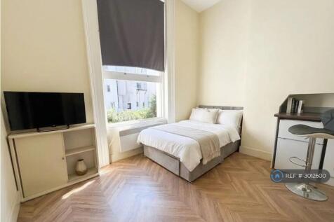 Studio Bedroom