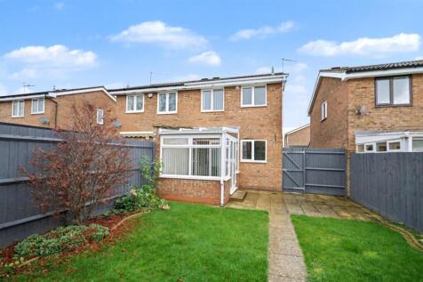 Rear Garden (1).jpeg