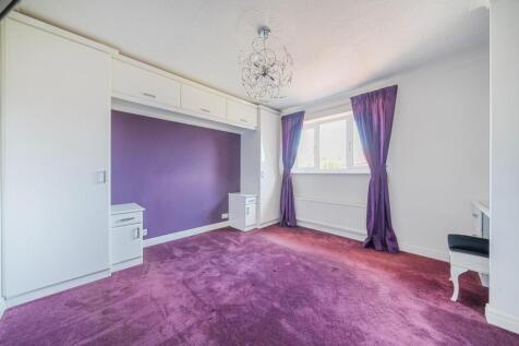 princile bedroom.jpg