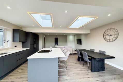 Kitchen/Breakfast/Family Room