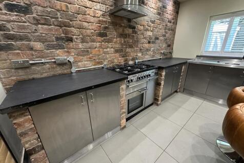 Royle Green Road, Manchester, M22 4NS photo 5