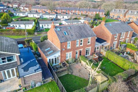 Rowlands Gill, NE39 - property photo