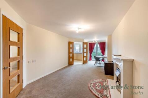 8702571-interior02.jpg