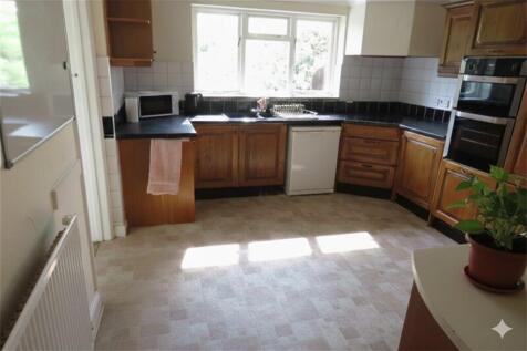 Wallis Road, BH10 photo 3