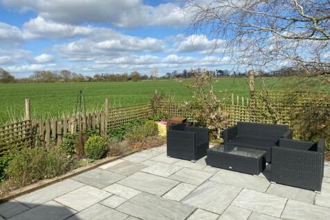 Patio &amp; Views