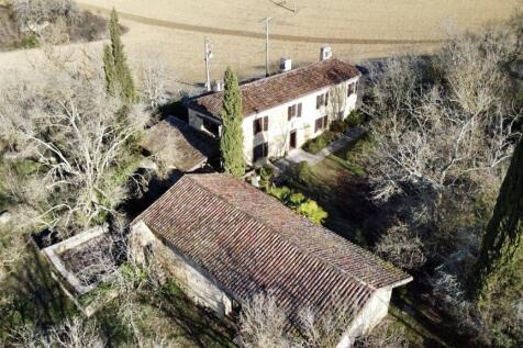 Property Image 1