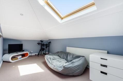 62b2eb718994d-l-8637