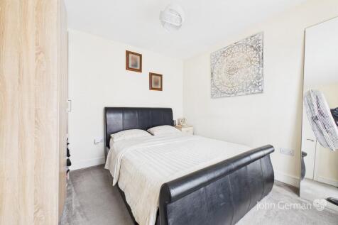 CAM05058G0-PR0174...