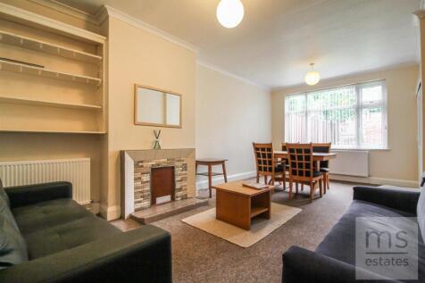 4-bed detached on £120pppw Harrington Drive, Lenton, Nottingham, £2,080/mo