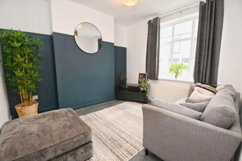 Barnsley, S70 - property photo