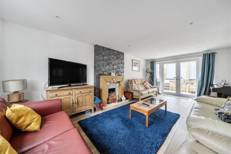 Sitting room .jpg